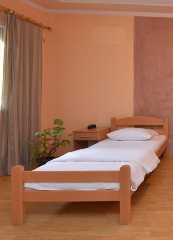 Guest House Vila Bor 노비사드 외부 사진